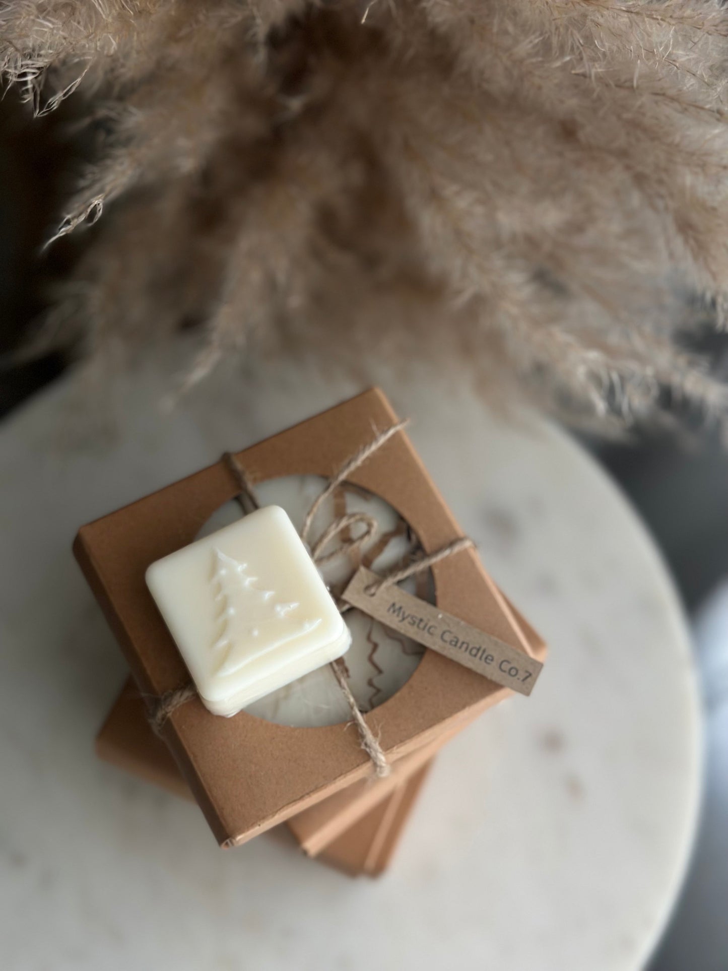 Wax melts, hand-poured wax melts, Christmas gift, aroma candles, aromatherapy, white, Christmas tree wax tart, Christmas Stocking