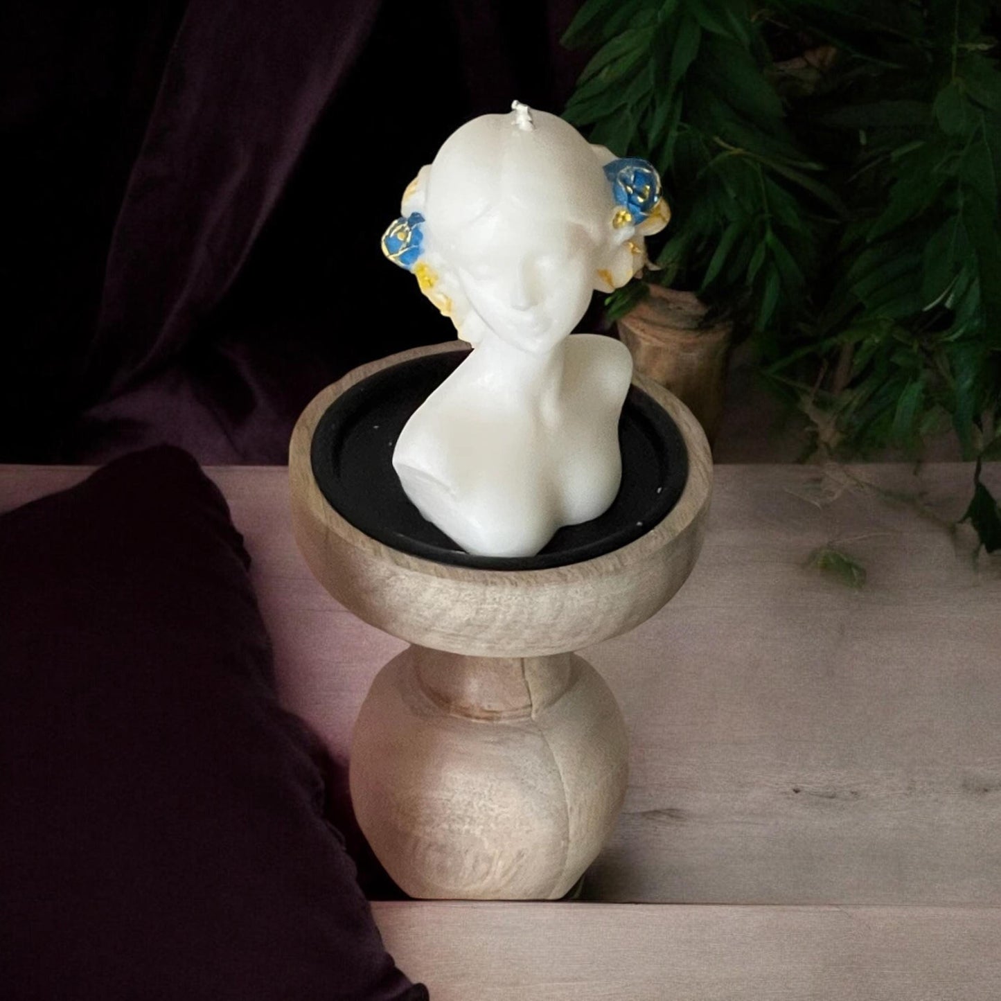 Female Bust candle, Handmade Gift, Aesthetic Decor, Decorative Candle, Birthday gift, Home Decor, Soy Wax Candles, Flowers, Aroma candles