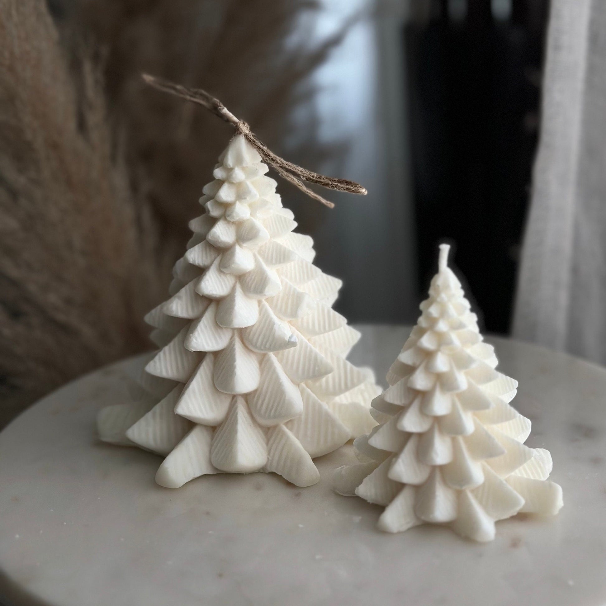 Large and small Christmas tree candles, set of 2, soy wax candles, Custom color, Christmas decor, Pine tree candle, fir tree, Gift favors