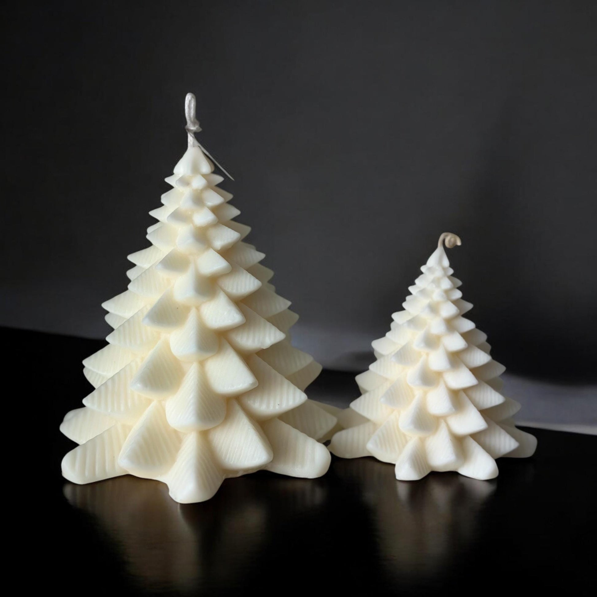 Large and small Christmas tree candles, set of 2, soy wax candles, Custom color, Christmas decor, Pine tree candle, fir tree, Gift favors