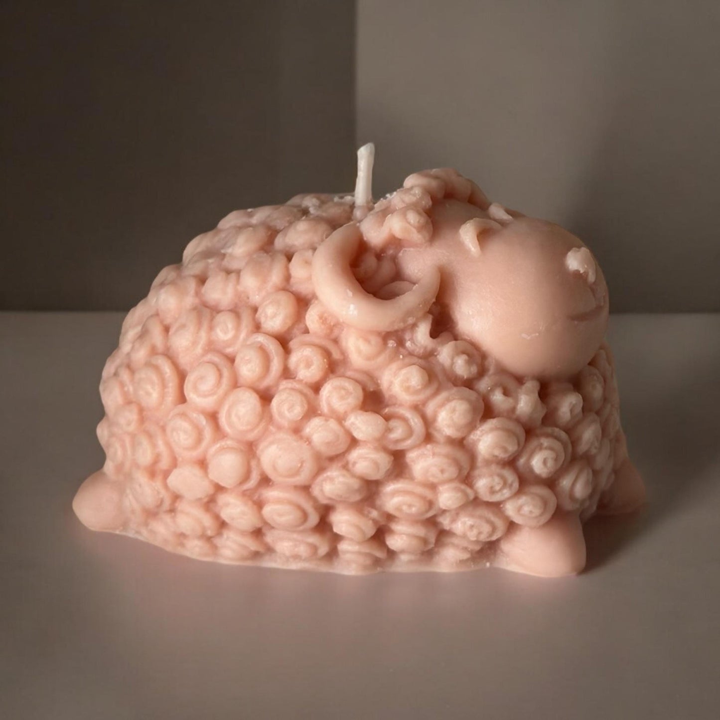 Sheep shaped candle, Soy Candle, Handmade Gift, Handmade candle, Aroma Candles, Birthday gift, Custom Color, gift favors