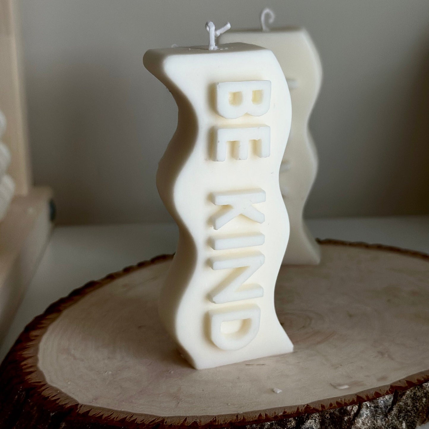 Be Kind candle, Waved Letters candle, Birthday gift, Home Decor, Unique candles, Luxury candle, Valentine’s, Handpoured candles