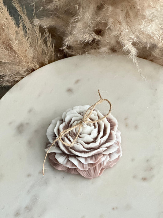 Flowers candle, Two-toned flower, soy wax candles, decorative candles, Mother’s Day gift, birthday gift, wedding Decor, anniversary